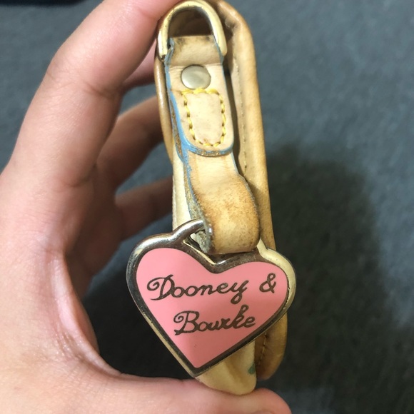 Dooney and bourke pouch - Picture 2 of 5